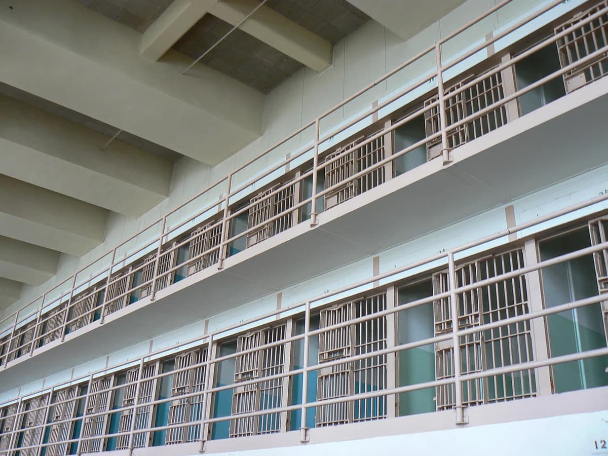 Loxton man handed 12-year jail term for brutal assault while on parole - crime and justice in South Africa