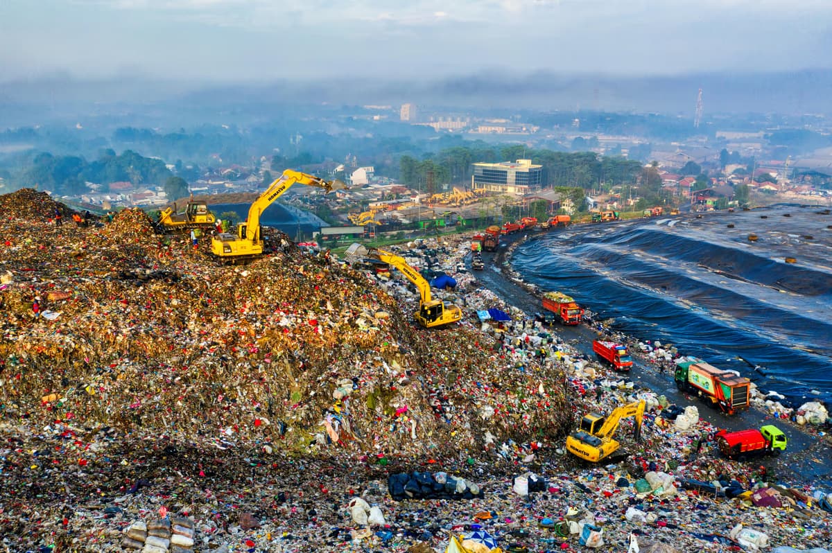 Deputy Minister urges producer bodies to ramp up waste diversion efforts - South African news